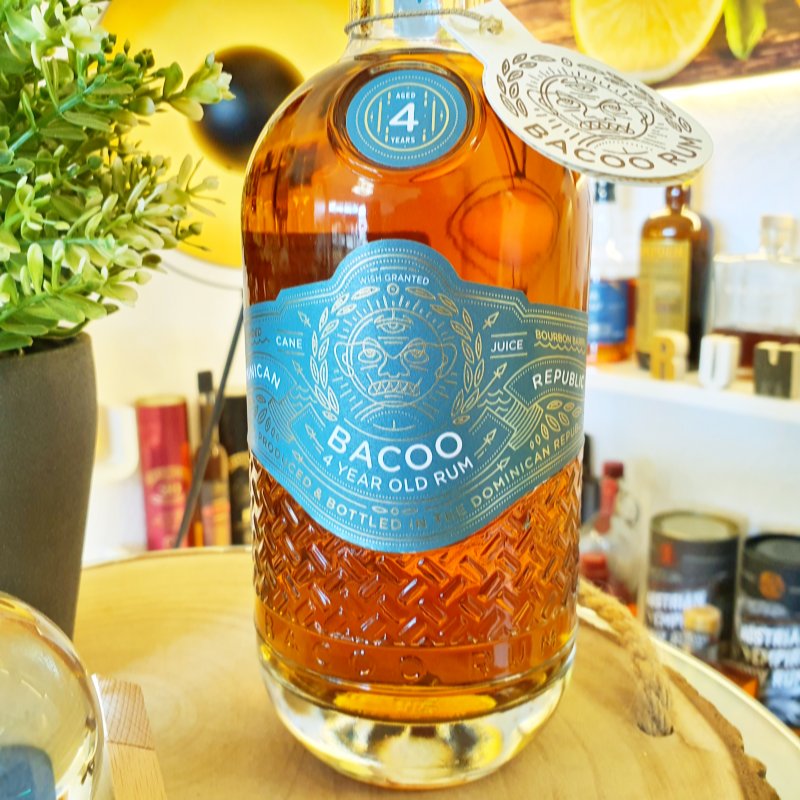 Bacoo Rum 4 Jahre