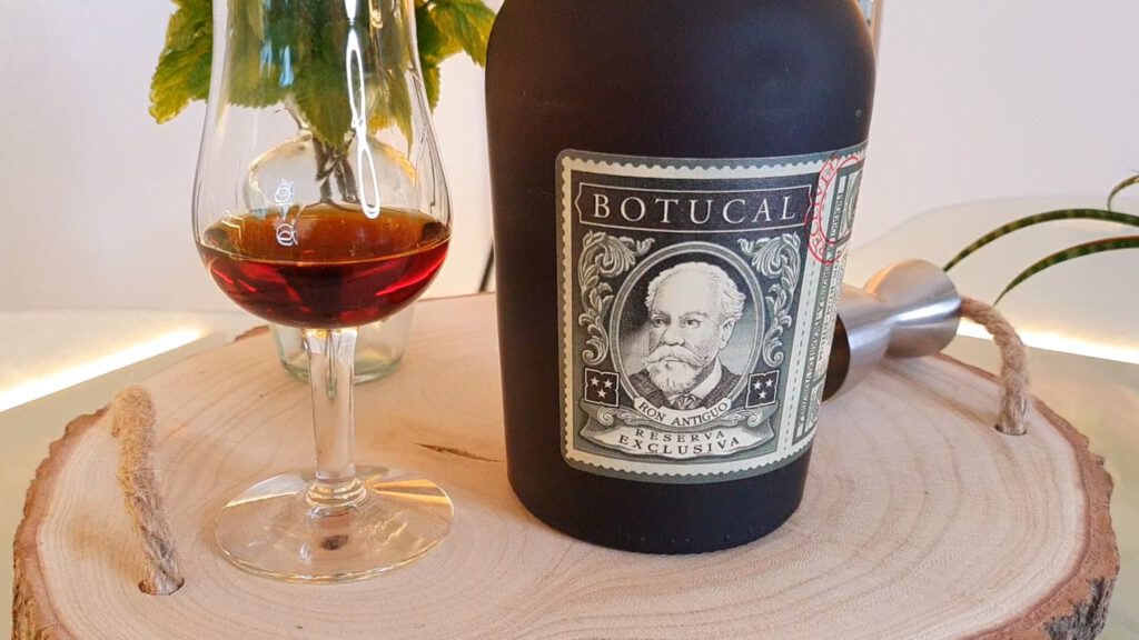 Botucal Reserva Exclusiva Flasche mit Glas