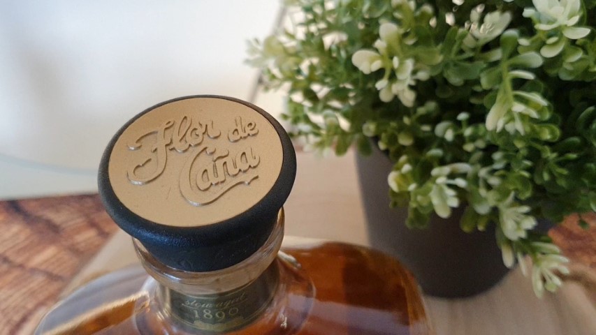 Flor de Cana 18
