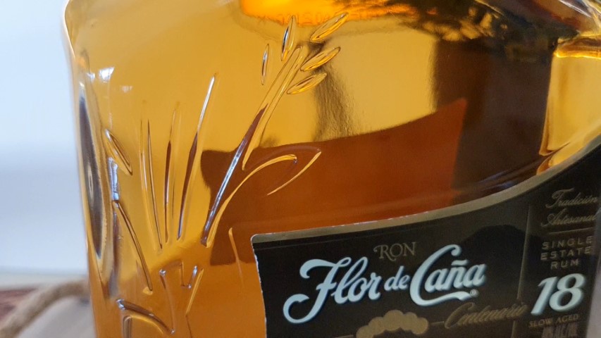 Flor de Cana 18