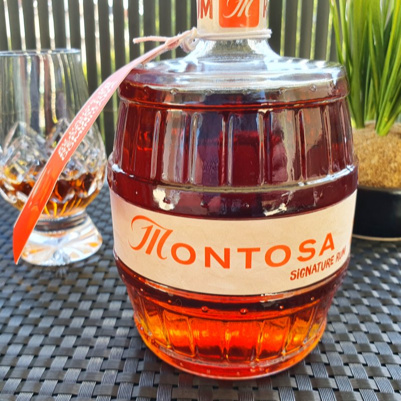 Montosa Claro Intenso X Signature Rum